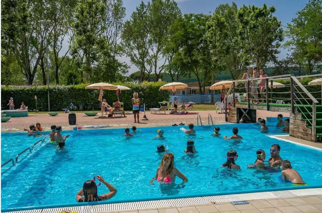 Vacanceselect Mobil Homes - Camping Pineta Sul Mare Camping Village 체제나티코 외부 사진